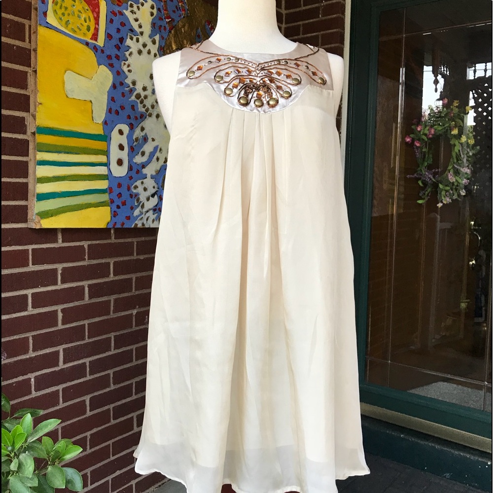 Forever 21 Beige Chiffon Flowy Dress